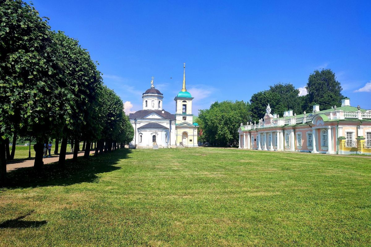 Москва «Очарование Царских садов»