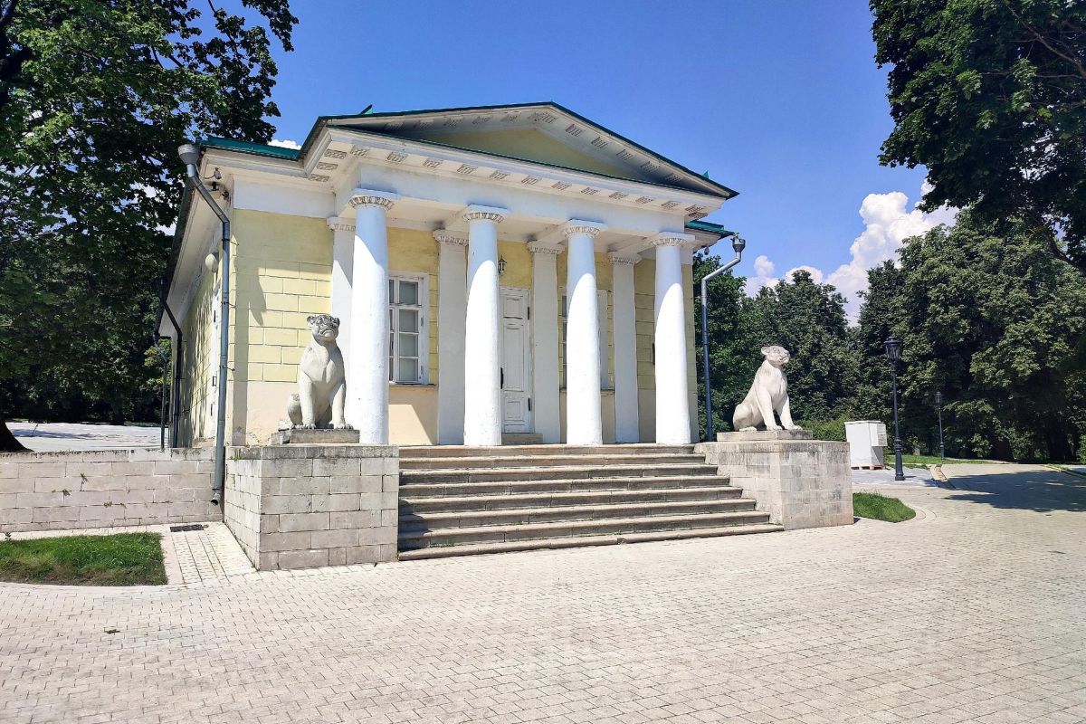 Москва «Очарование Царских садов»