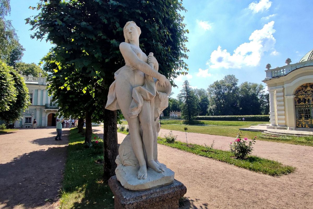 Москва «Очарование Царских садов»